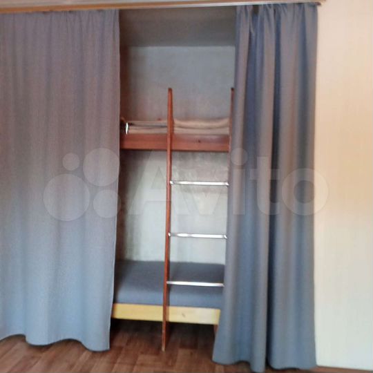 1-к. квартира, 32 м², 1/5 эт.