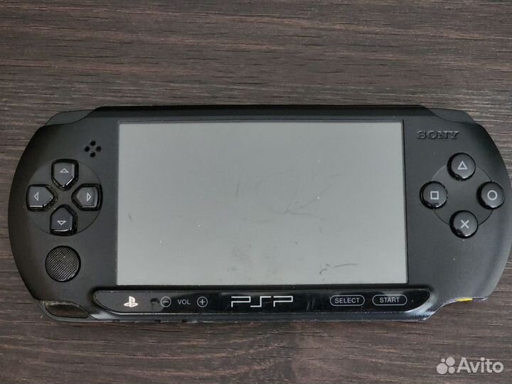 Sony PSP E1008 Street прошитая