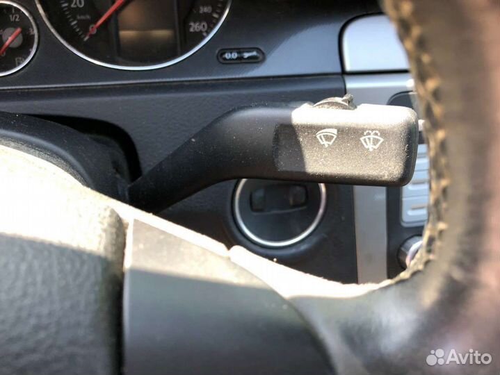 Переключатель подрулевой (стрекоза) Volkswagen Pas