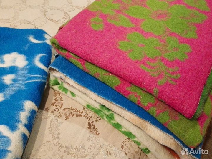 Одеяла с хранения