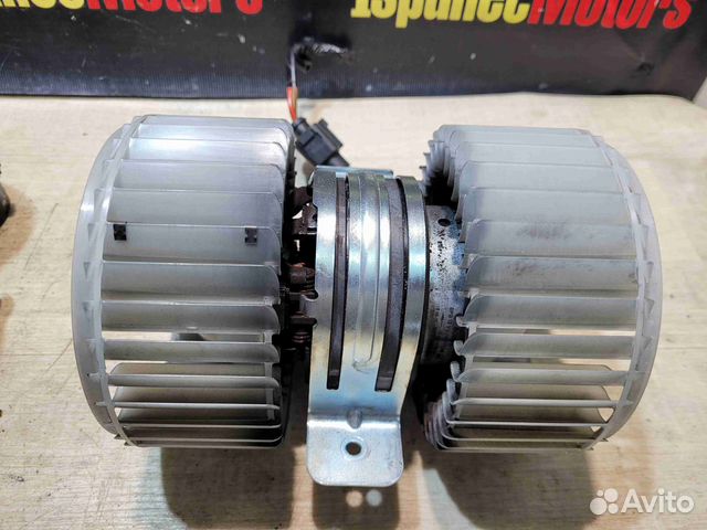 Моторчик печки Bentley Flying Spur W12 (4W)