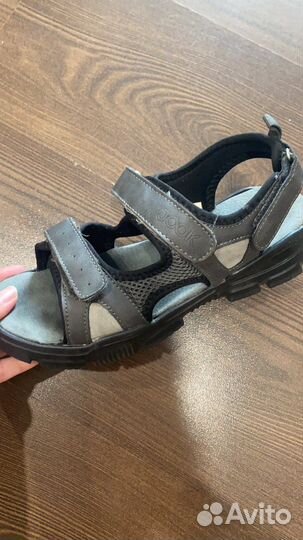 Сандалии