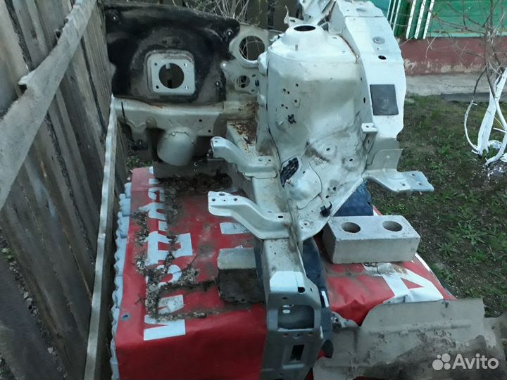 Лонжерон Hundai Solaris