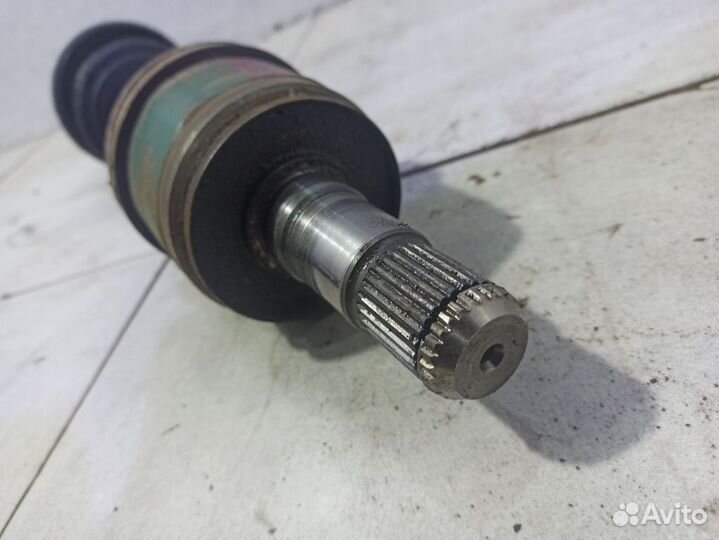 Привод передний левый