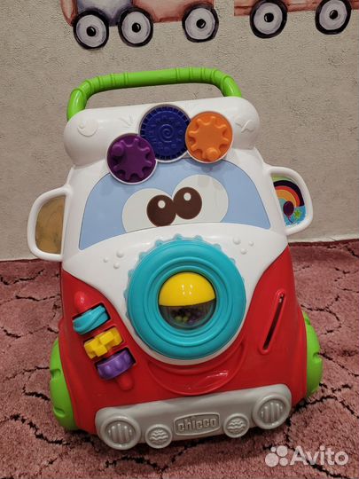 Машинка каталка толокар