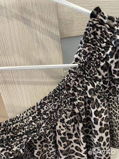 Блузка на одно плечо motivi s