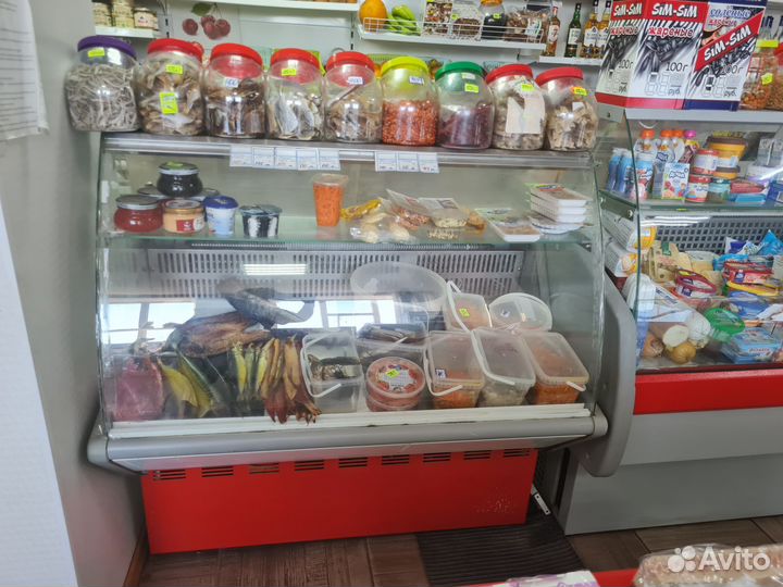 Холодильная витрина бу