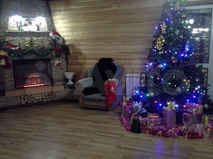 Дом 800 м² на участке 11,3 сот.