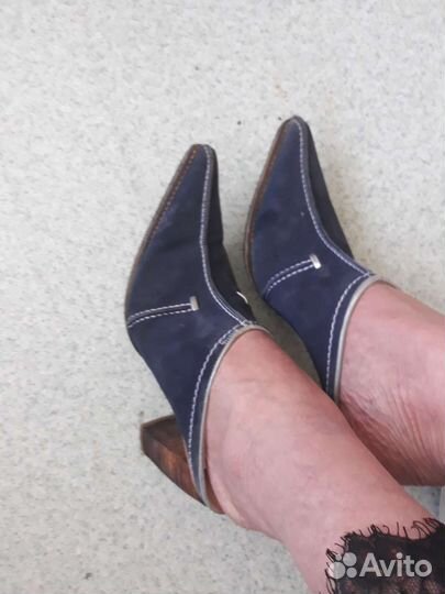 Казаки с открытой пяткой