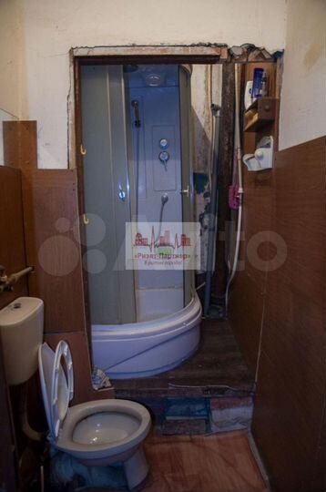 Комната 31 м² в 5-к., 2/3 эт.