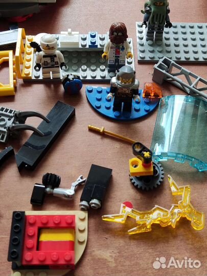 Lego(не полный) Ninjago Логово Гармадона