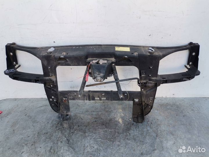 Передняя панель (телевизор) Ford Mondeo 3 2002