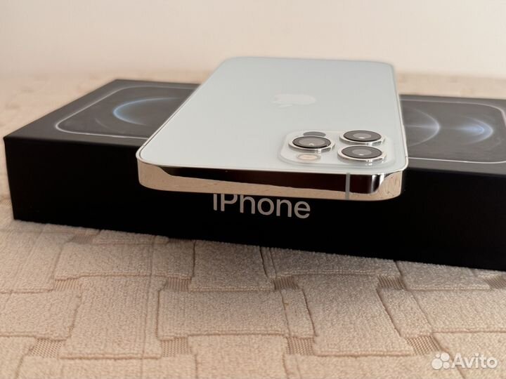 iPhone 12 Pro, 256 ГБ