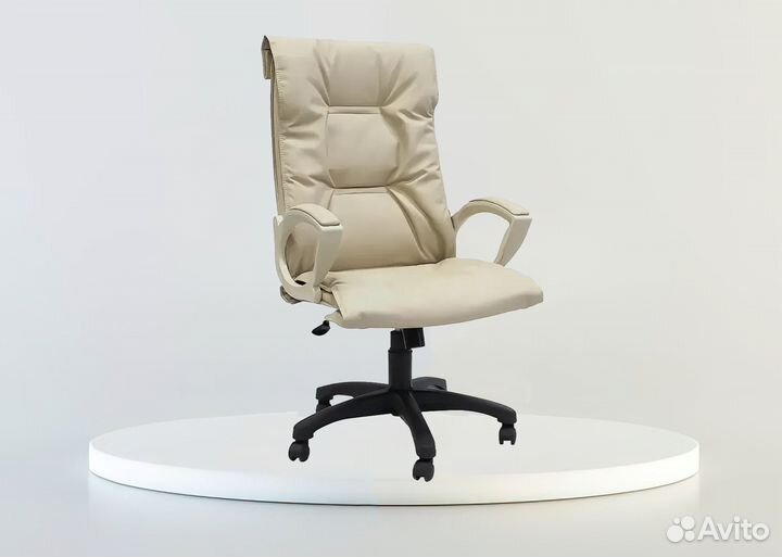 Кресло офисное Фортуна 5/15 бежевое
