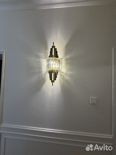Бра и светильники настенные