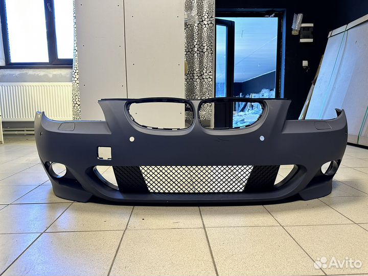 Bmw e60 передний бампер M tech М пакет