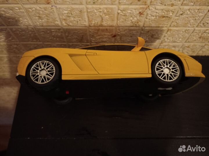 Модель автомобиля Ламборгини