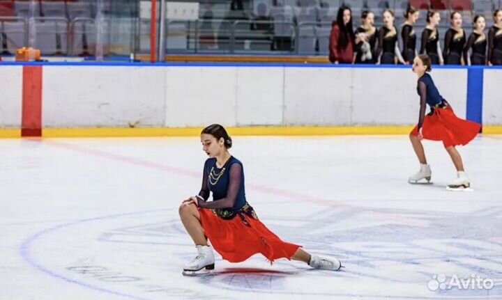 Тренер по фигурному катанию