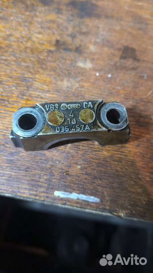 Крышка распредвала Audi 2.3 AAR NF NG 035103457A