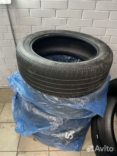 Bridgestone Dueler H/T 33 235/55 R20