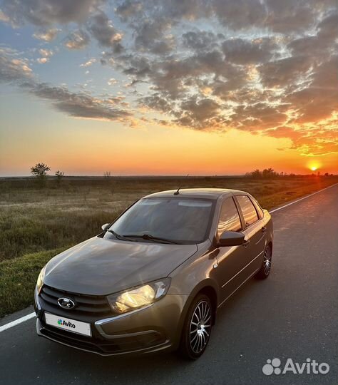 LADA Granta 1.6 МТ, 2021, 60 000 км