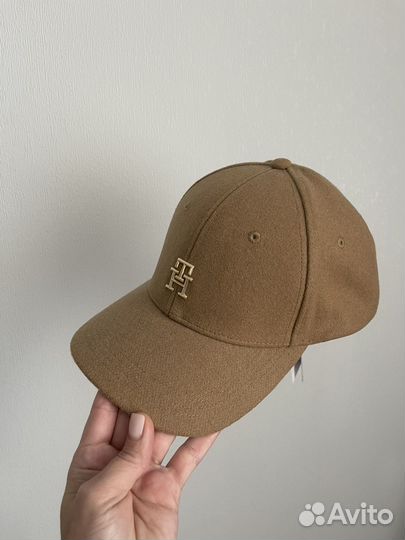 Tommy hilfiger кепка (новая )
