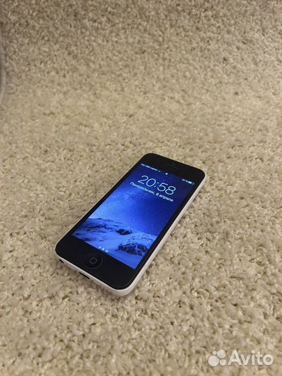 iPhone 5C, 8 ГБ