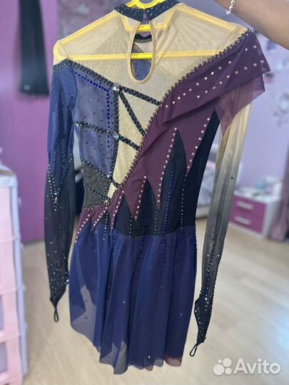 Костюм для фигурного катания