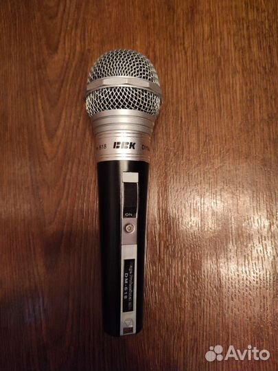 Профессиональный микрофон BBK DM-618