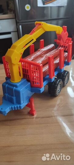 Машинки пожарная и Трактор с брёвнами