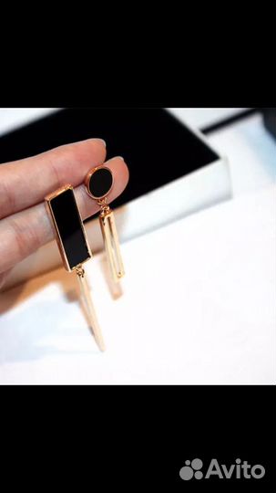 Асимметричные серьги новинка