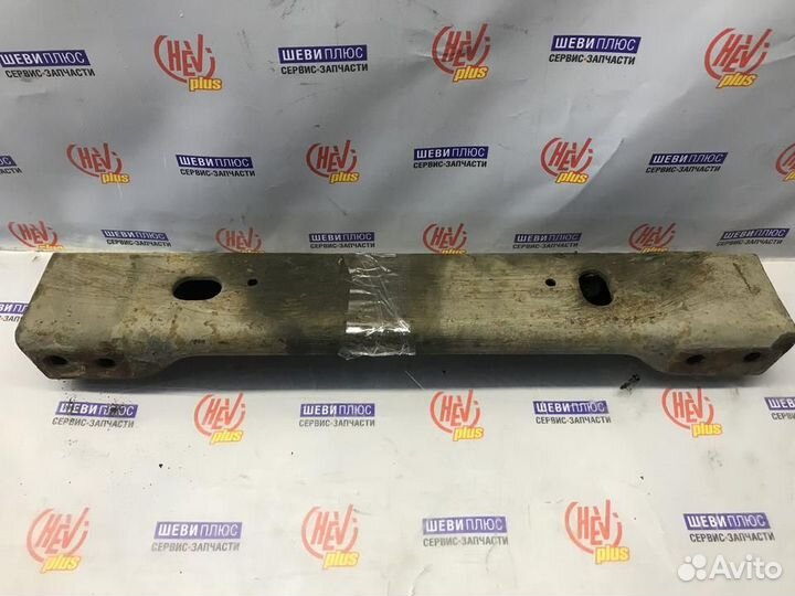 Балка моста Cadillac Escalade