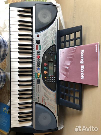 Синтезатор yamaha PSR240