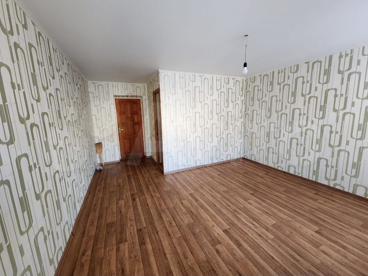 Комната 24 м² в 1-к., 3/5 эт.