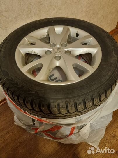 Колеса Nokian Tyres Hakkapeliitta 5 SUV 225/60 R17