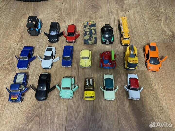 Игрушки машинки пакетом