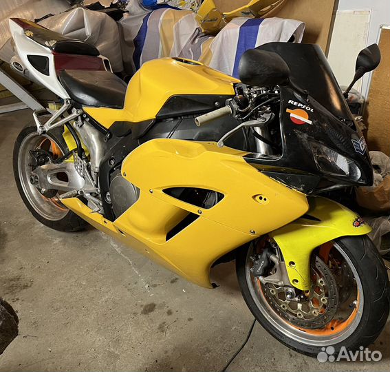 Honda cbr 1000 rr