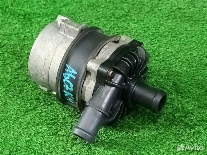 Насос водяной дополнительный (помпа) Audi A6 (C7