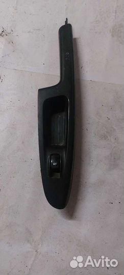 Ручка двери салона передняя правая KIA RIO 2