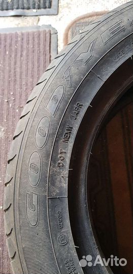 Goodyear EfficientGrip 205/60 R16