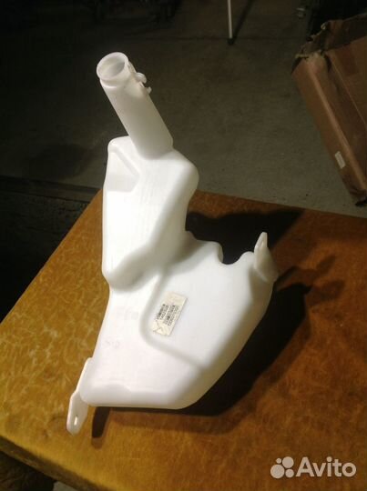 Бачок стеклоомывателя Opel Astra H, zafira