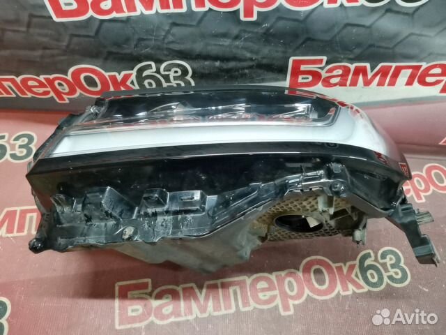 Фара передняя левая Toyota Land Cruiser 300