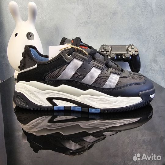 Подростковые кроссовки adidas niteball