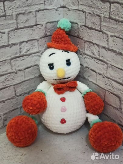 Новогодний снеговик