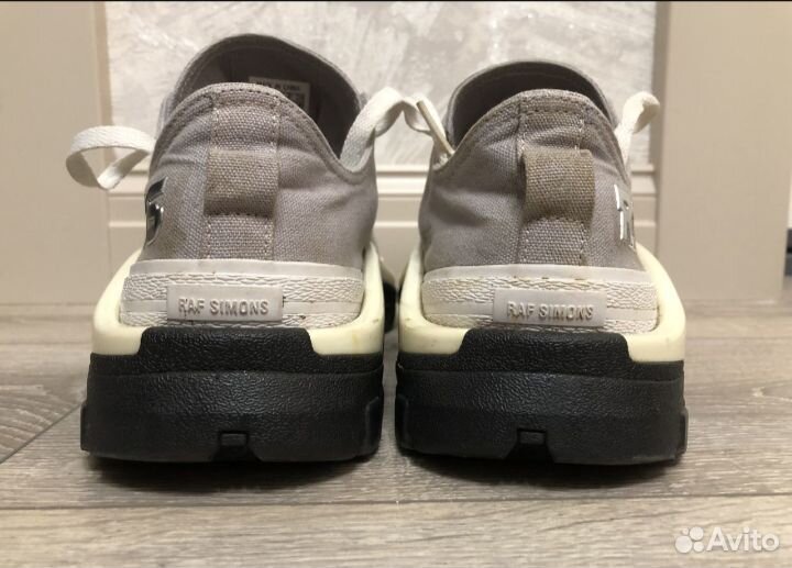 Raf simons detroit runner