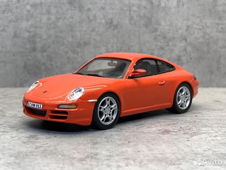 Коллекционная модель Porsche 911 1:43