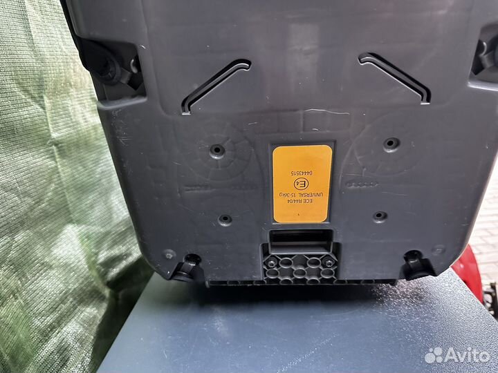 Автокресло детское Mini Cooper 15-36 kg как новое