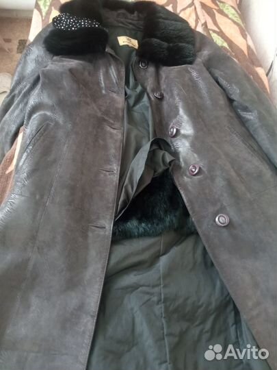 Кожаный плащ