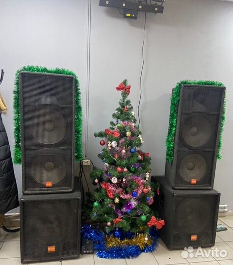 Комплект музыкальной аппаратуры