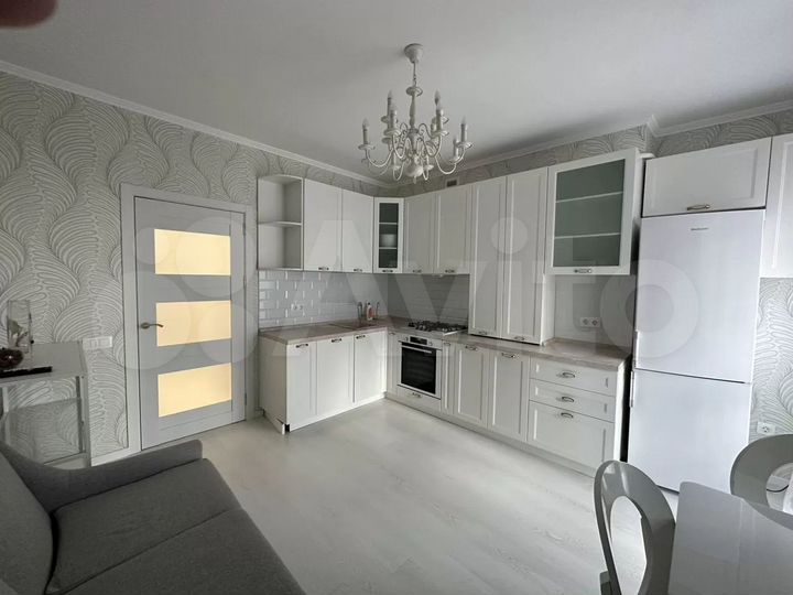 2-к. квартира, 60 м², 6/9 эт.